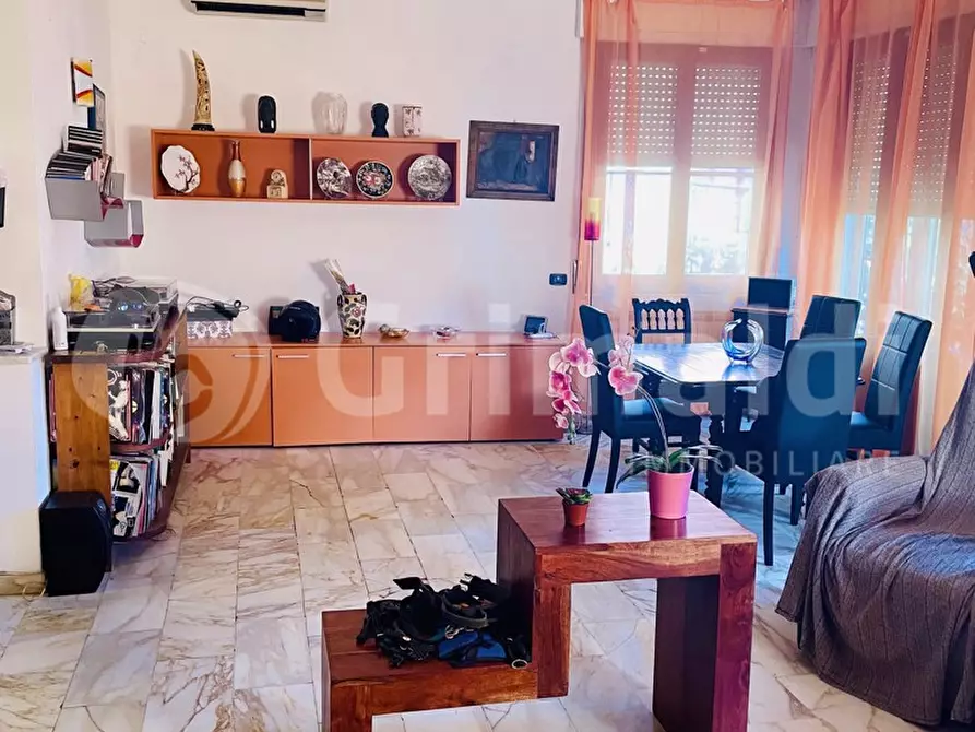 Immagine 12 di Appartamento in vendita  in Viale della libertÃ  a Livorno