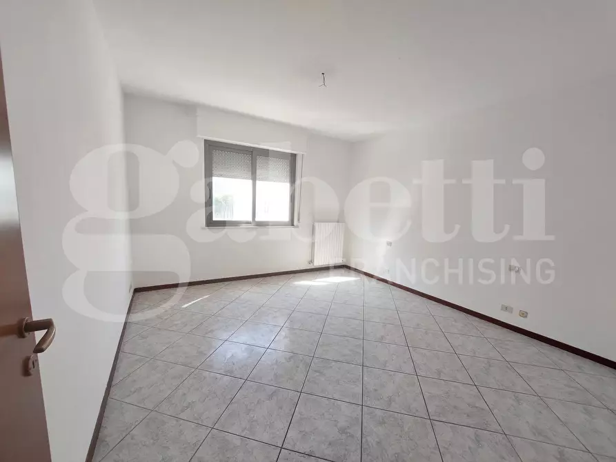 Immagine 15 di Palazzo in vendita  in Via Cesare Battisti, 163 a Alba Adriatica