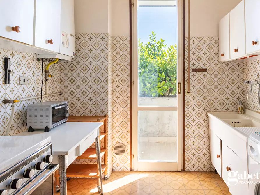 Immagine 13 di Appartamento in vendita  in Via Baracca, 25 a Misano Adriatico