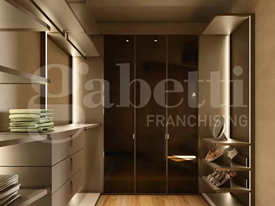 Immagine 5 di Villa in vendita  in Via Andrea Gusmai a Trani