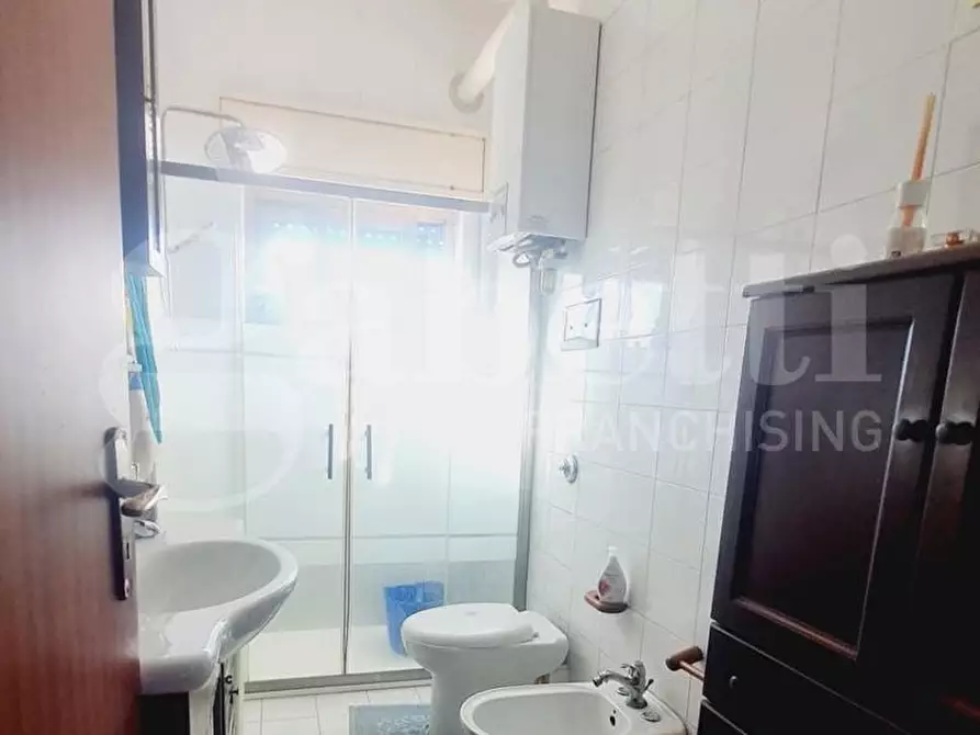 Immagine 9 di Appartamento in vendita  in Via Andrea Raia a Palermo