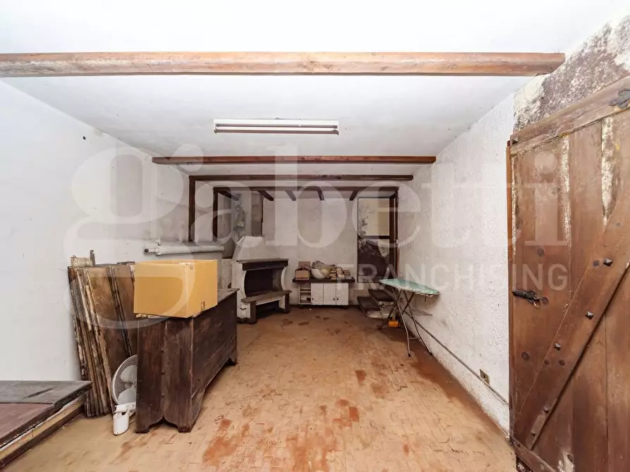 Immagine 42 di Villa in vendita  in Via Manara, 46 a Lesmo