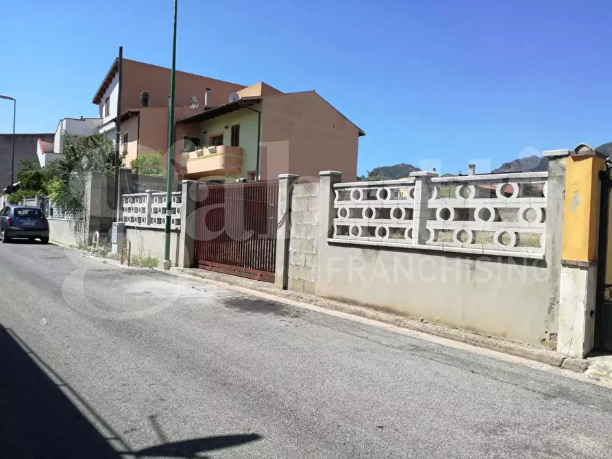 Immagine 1 di Terreno residenziale in vendita  in Via Sicilia, 35 a Capoterra