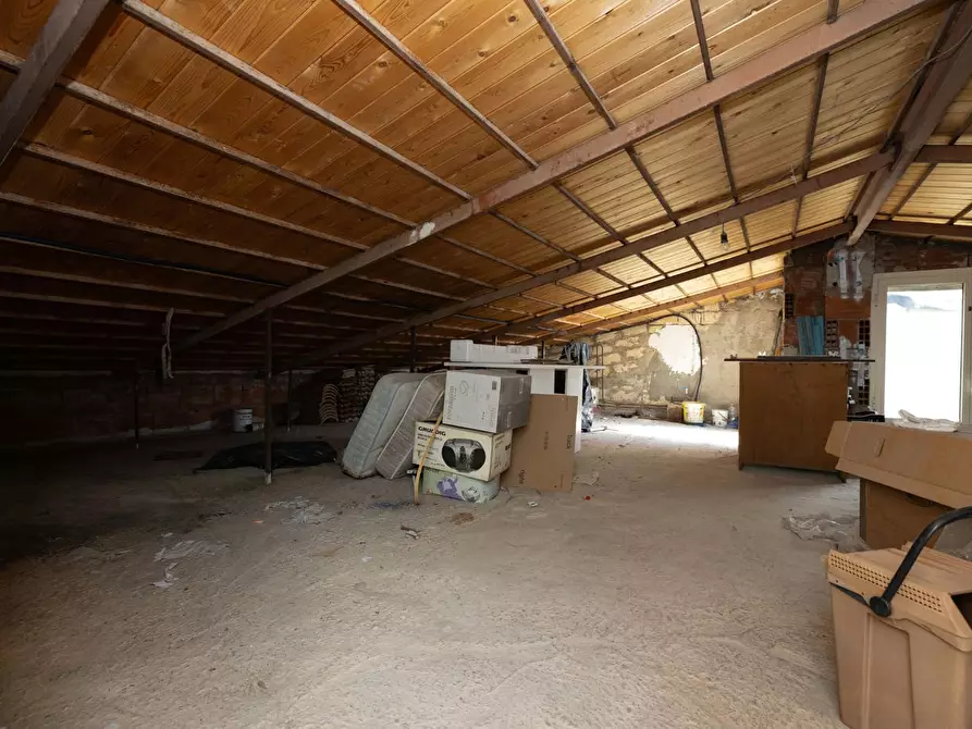 Immagine 21 di Appartamento in vendita  in Via OBERDAN, 10 a Ragusa