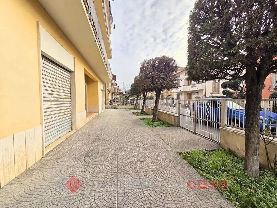 Immagine 19 di Appartamento in vendita  in Via Della Repubblica a Bastia Umbra