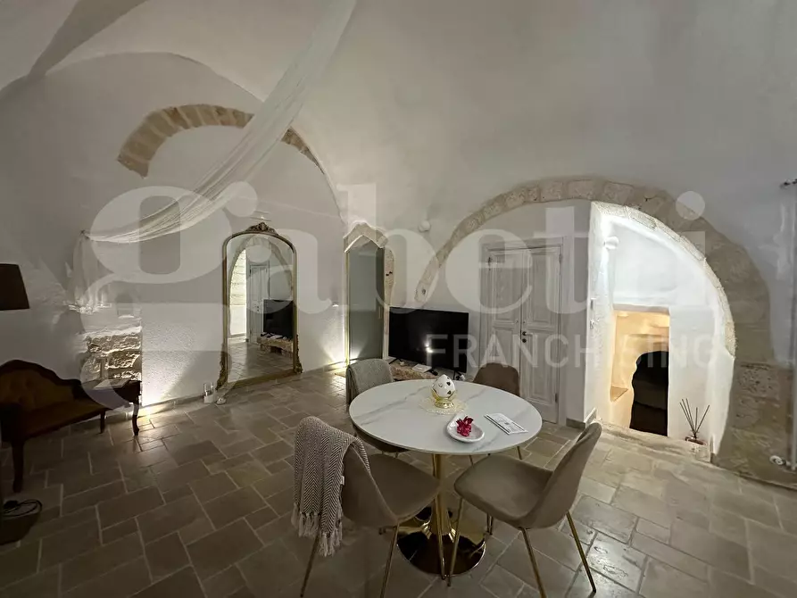 Immagine 5 di Casa indipendente in vendita  in Via Giuditta Tavani Arquati, 10 a Ostuni