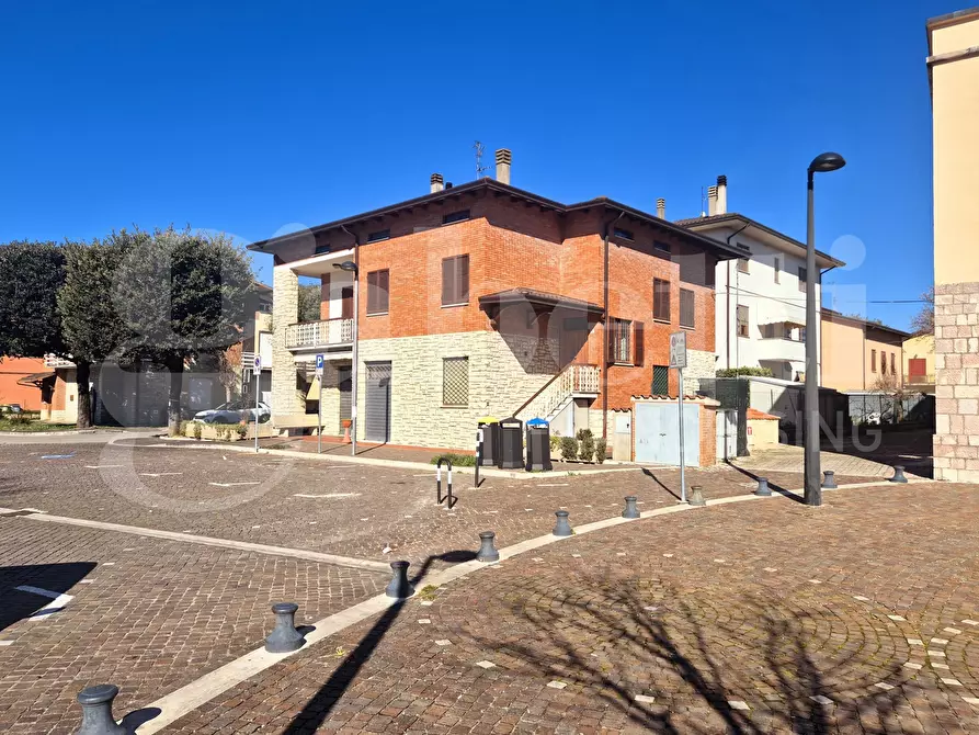 Immagine 3 di Casa indipendente in vendita  in Piazza DEL POPOLO, 3 a Bettona