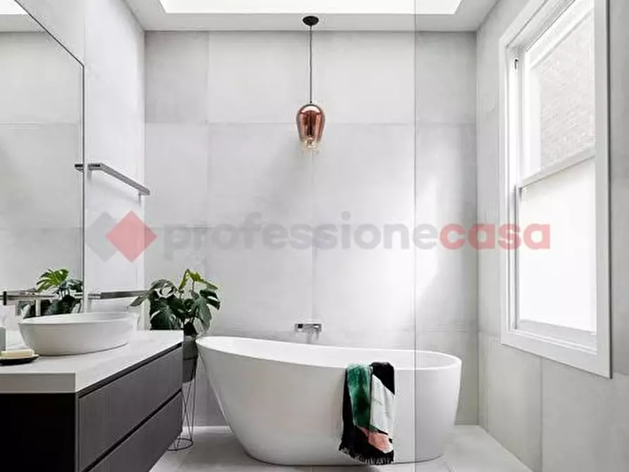 Immagine 3 di Villa in vendita  in Via Brolo Sopra a Scandiano