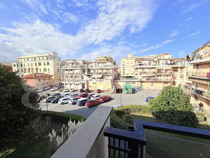 Immagine 30 di Appartamento in vendita  in Via degli Orti a Albenga