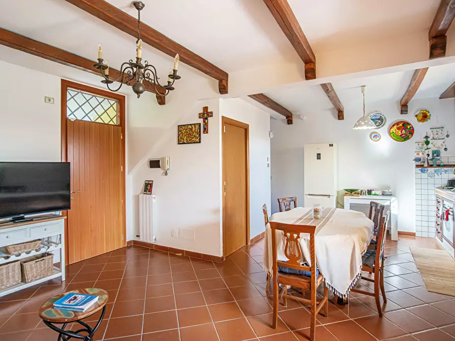 Immagine 4 di Casa trifamiliare in vendita  in Via della Bilancia, 47 a Sabaudia