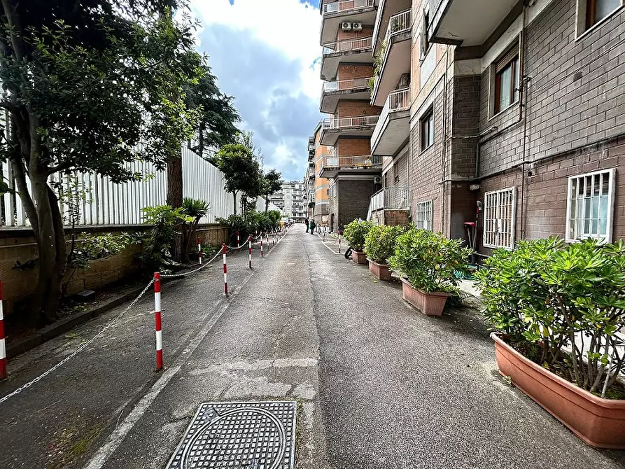 Immagine 1 di Ufficio in affitto  in Viale Colli Aminei a Napoli