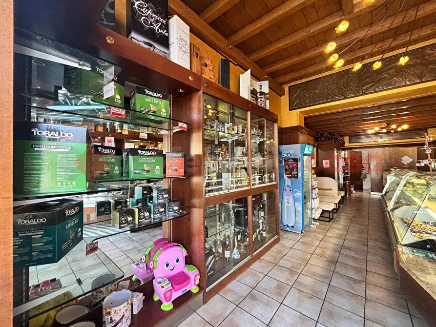 Immagine 3 di Attività commerciale in vendita  in Viale regina margherita, 13 a Anagni