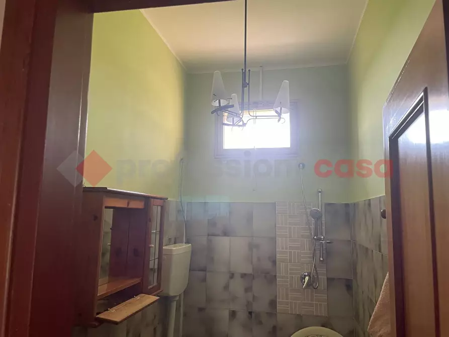 Immagine 18 di Villa in vendita  in Via Miceli III trav., snc a Vitulazio