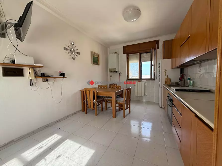 Immagine 5 di Appartamento in vendita  in Via Francesco Compagna, 36 a Foggia