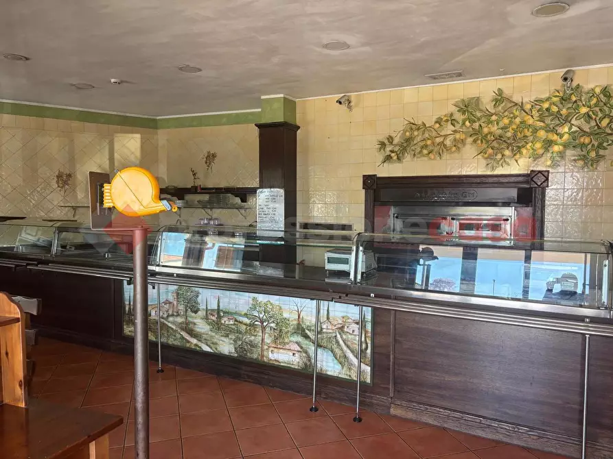 Immagine 3 di Negozio in affitto  in Via Casilina 62.700, snc a Anagni