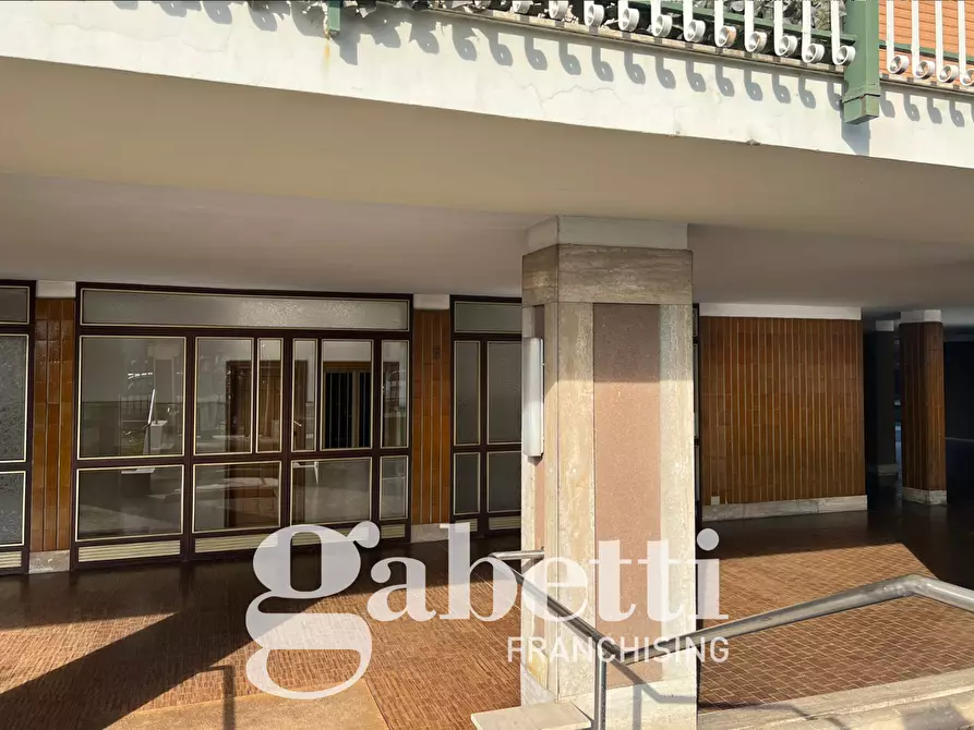 Immagine 42 di Appartamento in vendita  in Via Luzzatti, 29 a Torino