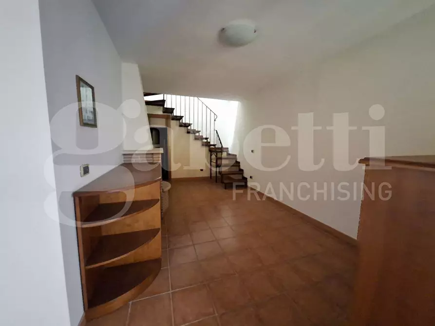 Immagine 4 di Appartamento in vendita  in Vicolo Alonzi, 9 a Sora