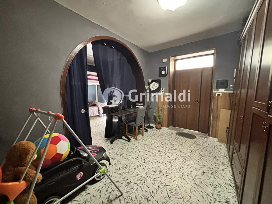 Immagine 2 di Appartamento in vendita  in Via GiosuÃ¨ Carducci, 9 a Acerra