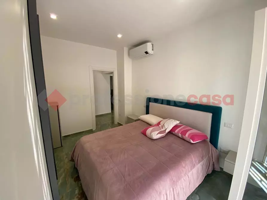 Immagine 26 di Appartamento in vendita  in Via Marechiaro a Mondragone