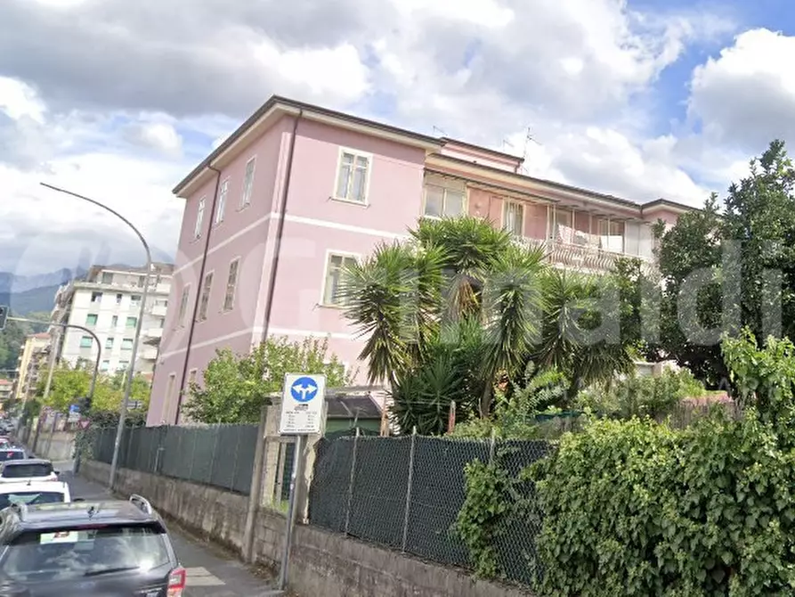 Immagine 18 di Appartamento in vendita  in Via AURELIA, 1 a Massa