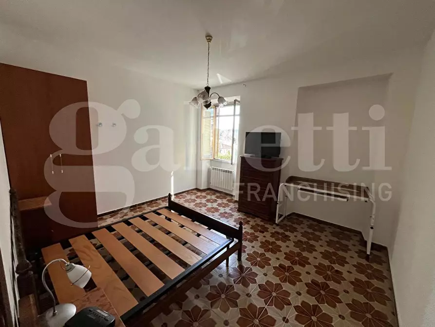 Immagine 4 di Appartamento in vendita  in Via Morlupo a Roma