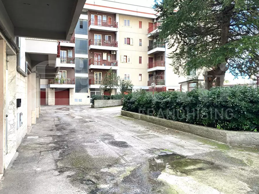 Immagine 8 di Appartamento in vendita  in Via Umberto Giordano a Torremaggiore