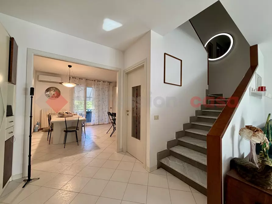 Immagine 8 di Terratetto in vendita  in Via dei Ciclamini a Capraia E Limite