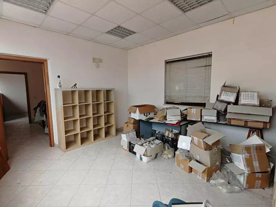 Immagine 7 di Capannone industriale in vendita  in Via Papa Giovanni XXIII, 159 a Trani