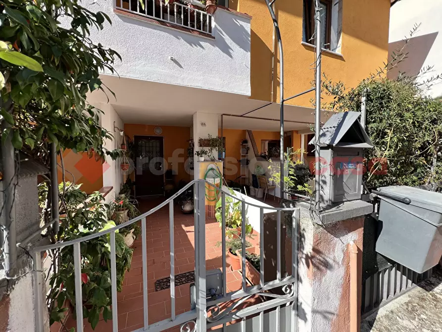 Immagine 28 di Appartamento in vendita  in Via DI SAN  VITO, 188 a Tito