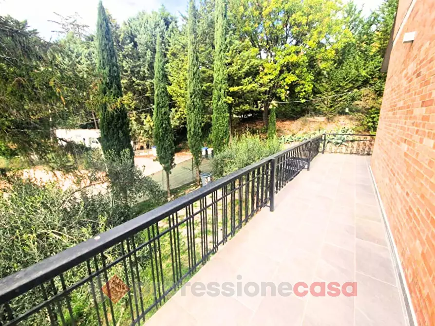 Immagine 18 di Villa in vendita  in Strada Dei Conservoni a Perugia