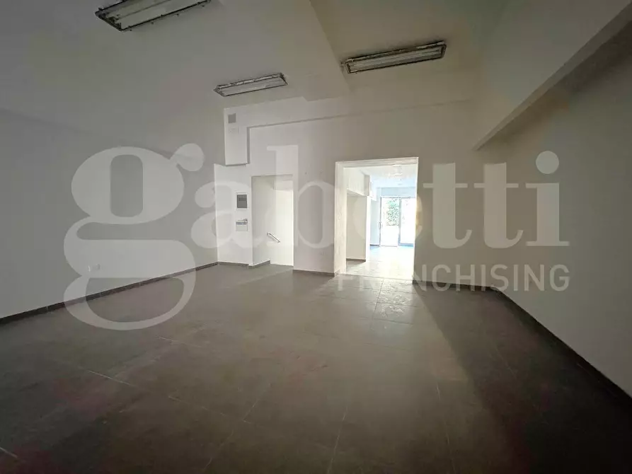 Immagine 6 di Negozio in affitto  in Via Corso Galliano, 24 a Nardo'