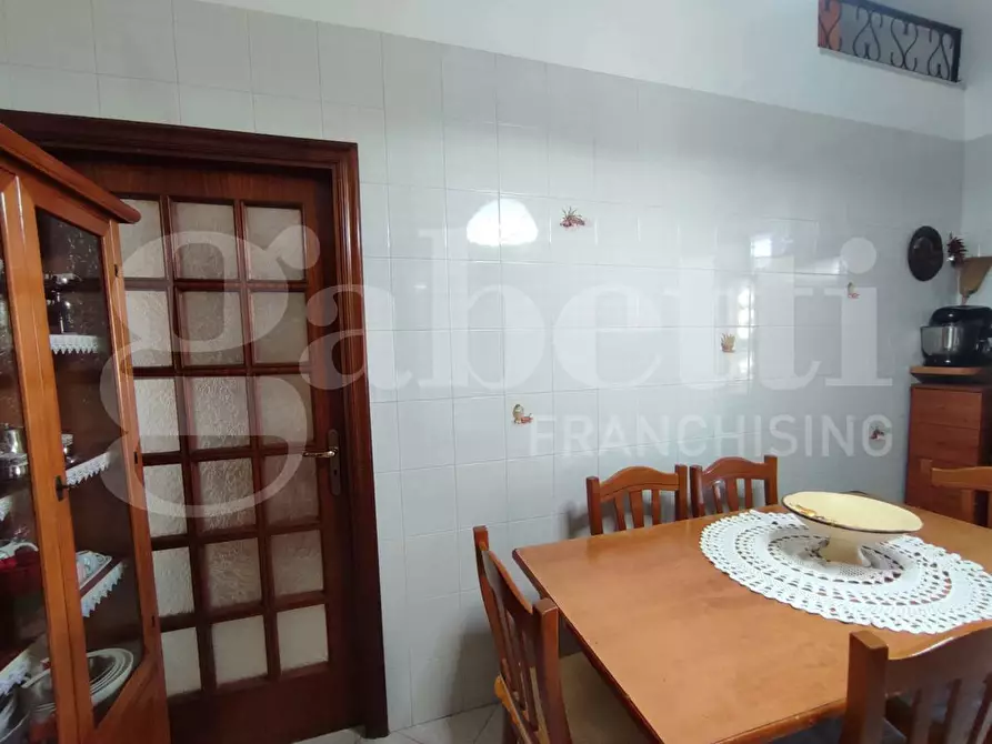 Immagine 16 di Appartamento in vendita  in Corso Umberto I, 178 a Torre Annunziata