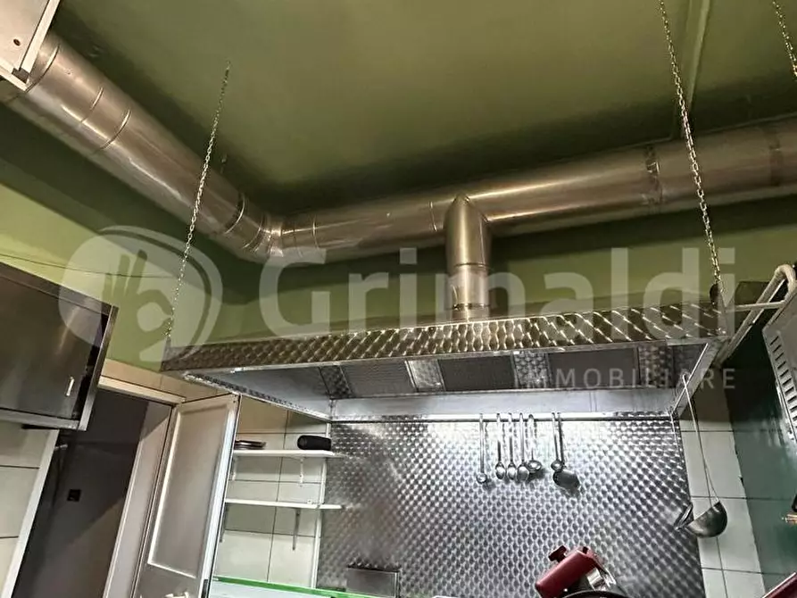 Immagine 30 di Attività commerciale in vendita  in Piazza napoli  milano marittima, 13 a Cervia