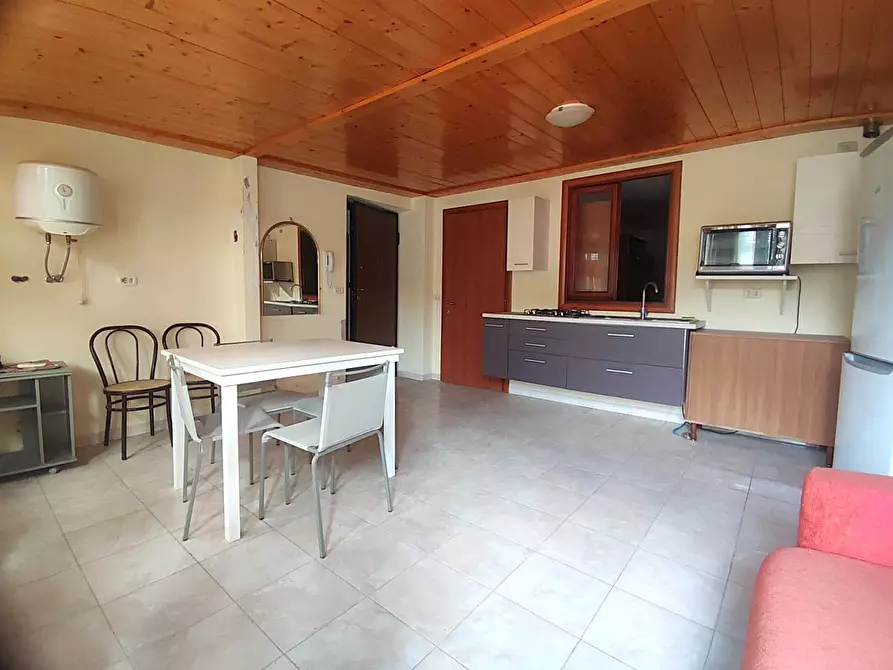 Immagine 4 di Casa indipendente in vendita  in Via ROSSINI a San Severo