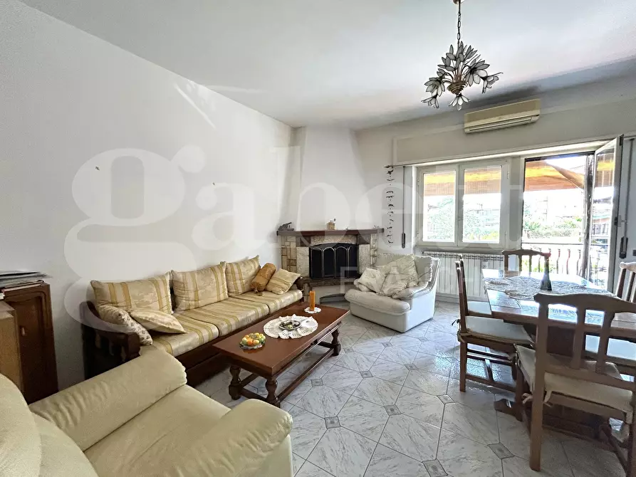 Immagine 8 di Appartamento in vendita  in Via Civitacampomarano, 68 a Roma