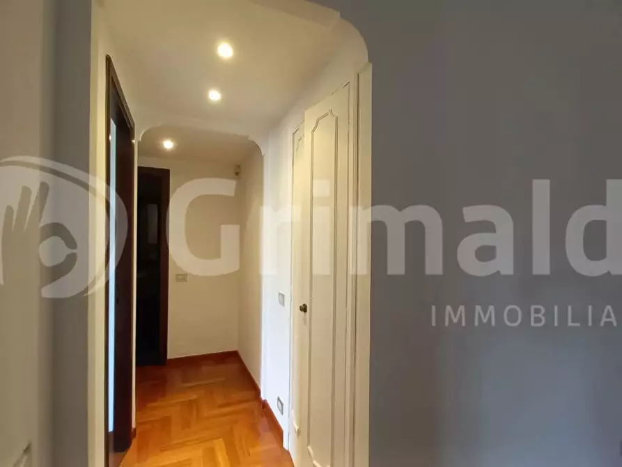 Immagine 10 di Appartamento in vendita  in Via Suor Celestina Donati, 41 a Roma