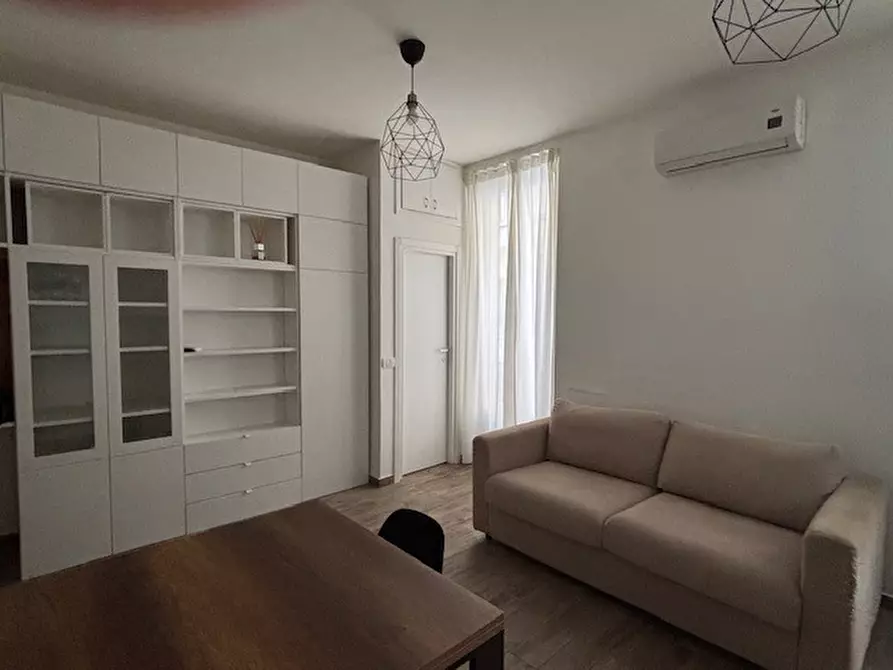 Immagine 5 di Appartamento in affitto  in Via Friuli, 80 a Milano