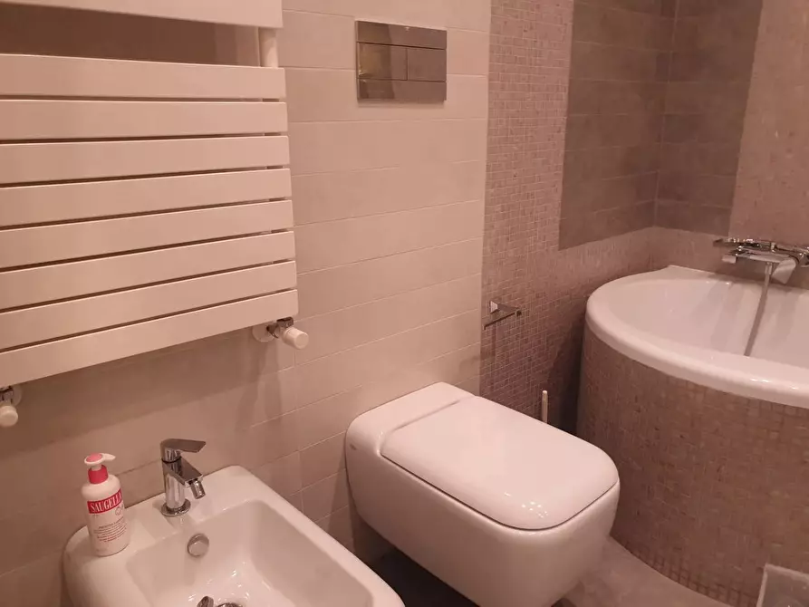 Immagine 22 di Appartamento in vendita  in Via G. FANELLI a Bari