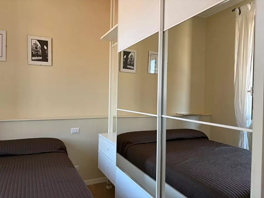 Immagine 14 di Appartamento in affitto  in Via Digione a Milano