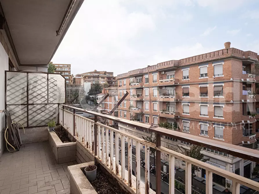 Immagine 4 di Appartamento in vendita  in Via Satolli, 45 a Roma