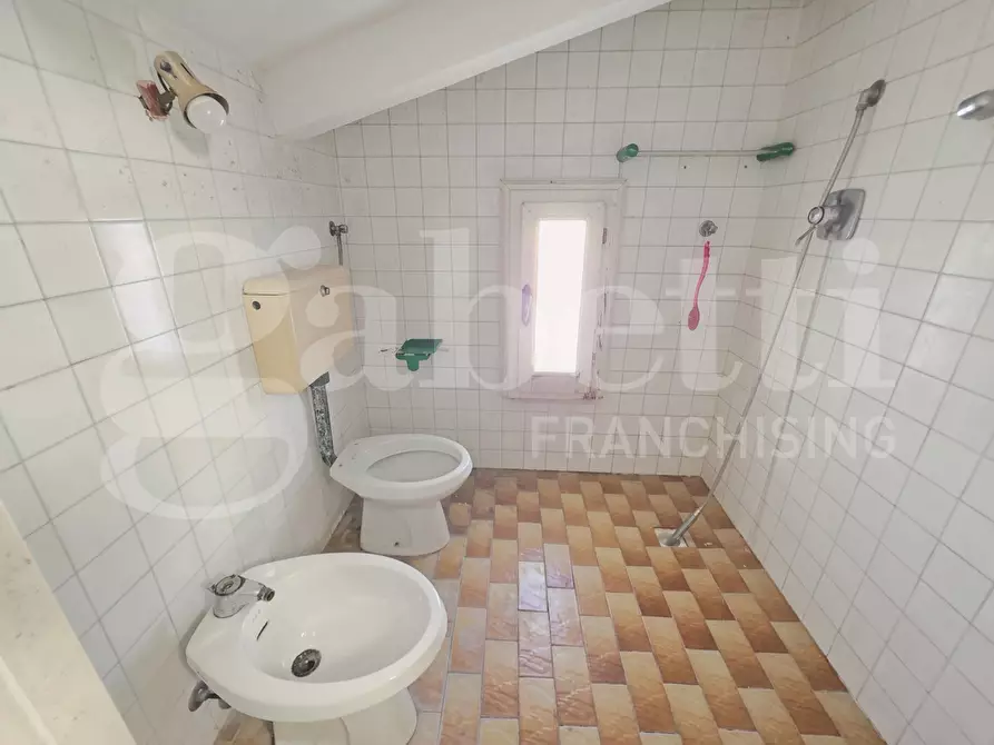 Immagine 28 di Appartamento in vendita  in Via Francesco Petrarca, 5 a Torgiano