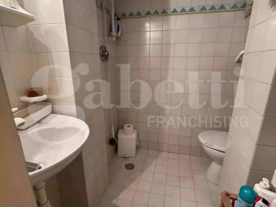 Immagine 30 di Casa indipendente in vendita  in Via Giuseppe Giusti a Ostuni