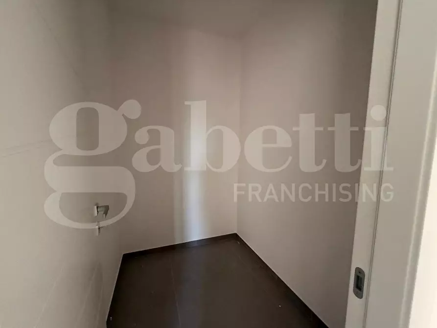 Immagine 9 di Appartamento in vendita  in Via G. Iustini, snc a Martinsicuro