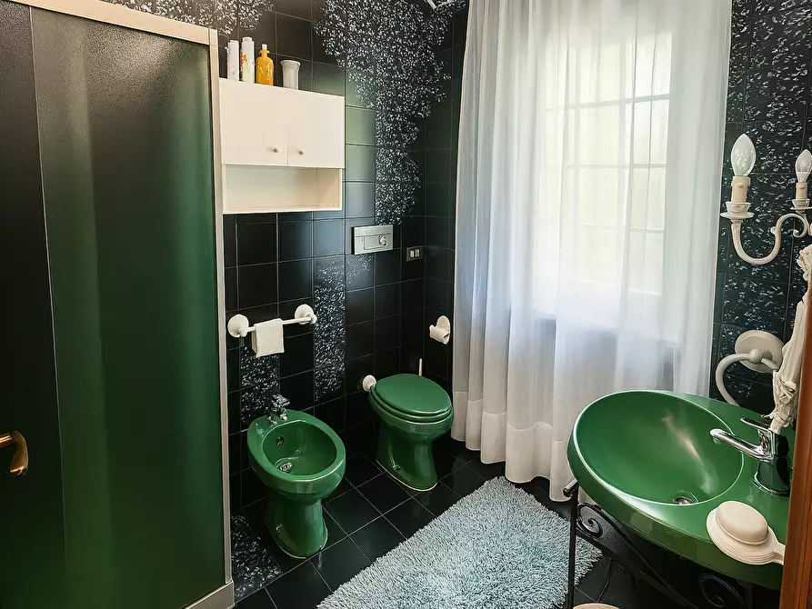 Immagine 18 di Casa bifamiliare in vendita  in Strada Eremo, 40/3 a Pecetto Torinese