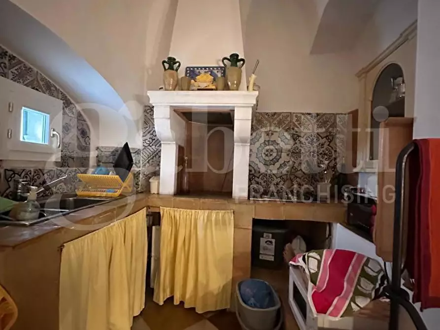 Immagine 2 di Casa indipendente in vendita  in Via Giuseppe Giusti a Ostuni
