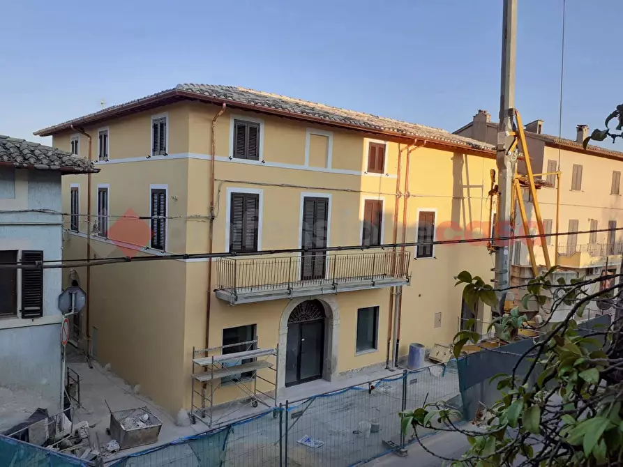 Immagine 1 di Appartamento in vendita  in Via fraz. San Giacomo, via Germania a Spoleto