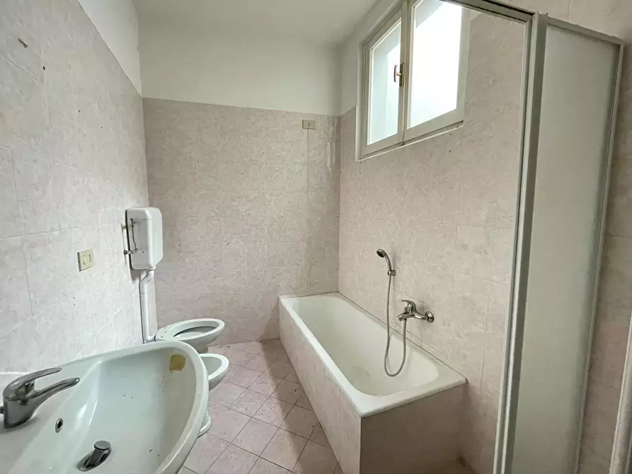 Immagine 13 di Appartamento in vendita  in Via Carmagnola, 3 a Chiari