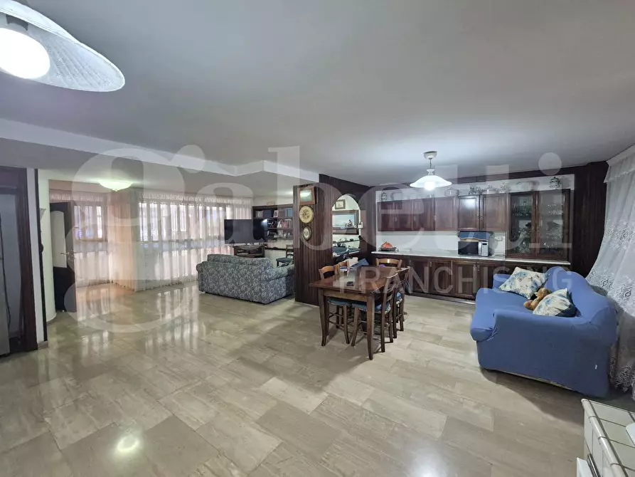 Immagine 19 di Casa indipendente in vendita  in Via Luigi Iacono, 7 a Torre Annunziata