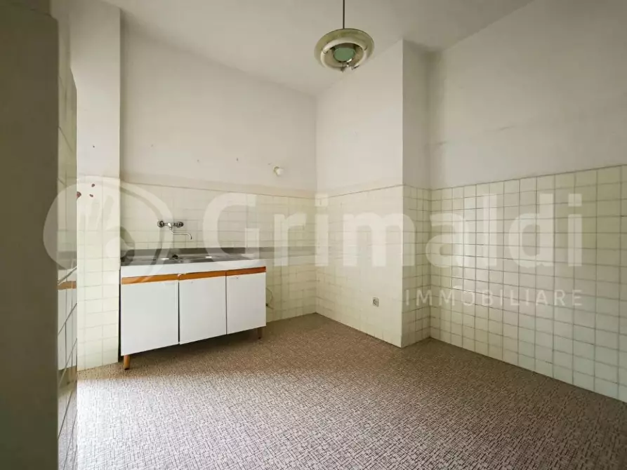 Immagine 11 di Appartamento in vendita  in Viale XX SETTEMBRE, 74 a Carrara