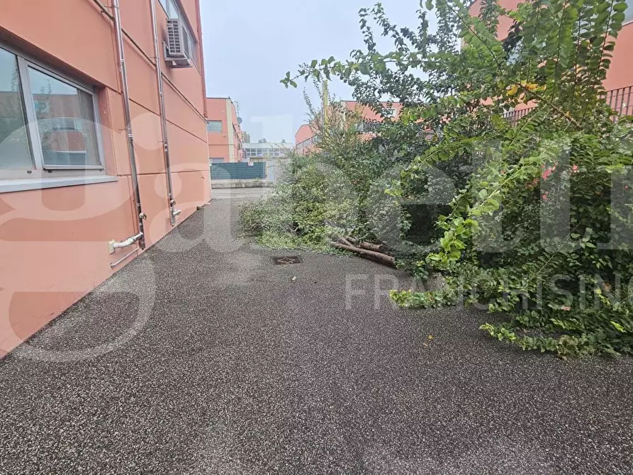 Immagine 2 di Capannone industriale in vendita  in Via dell'elettricista, 34 a Bologna